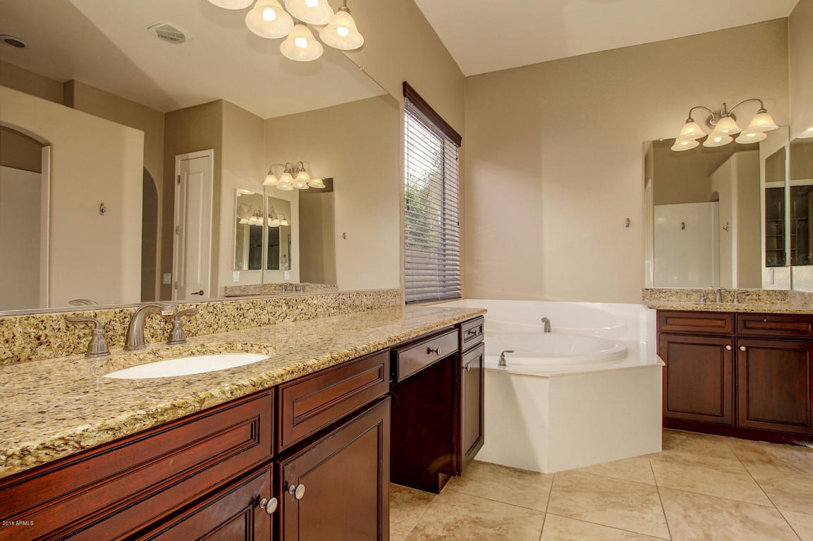 24109 N 24th Pl, Phoenix, AZ 85024 photo 11