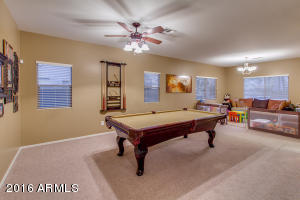2759 E Crescent Way, Gilbert, AZ 85298 photo 9
