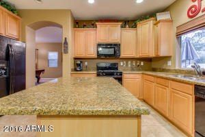 2759 E Crescent Way, Gilbert, AZ 85298 photo 12