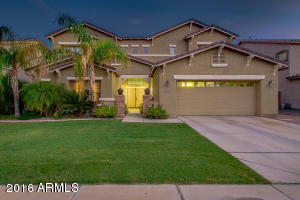 2759 E Crescent Way, Gilbert, AZ 85298 photo 1