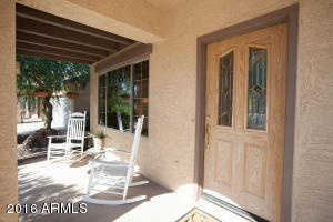 6344 S Legend Ct, Gilbert, AZ 85298 photo 2