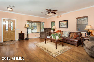 6344 S Legend Ct, Gilbert, AZ 85298 photo 3