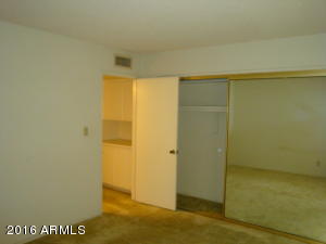 4848 E Lake Point Cir, Phoenix, AZ 85044 photo 11