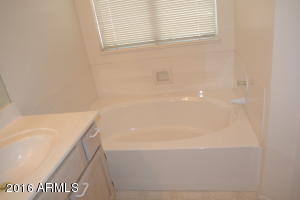 4210 E Whitney Ln, Phoenix, AZ 85032 photo 10
