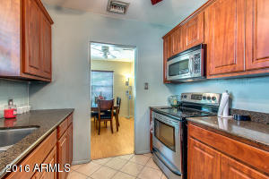1305 E Coolidge St, Phoenix, AZ 85014 photo 12