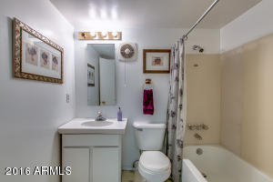 1305 E Coolidge St, Phoenix, AZ 85014 photo 17