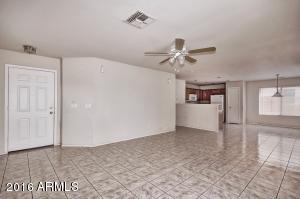 3624 S 73rd Dr, Phoenix, AZ 85043 photo 3