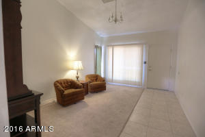 914 E Huber St, Mesa, AZ 85203 photo 2