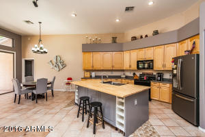 413 W Merrill Ave, Gilbert, AZ 85233 photo 3