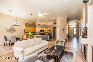 413 W Merrill Ave, Gilbert, AZ 85233 photo 12