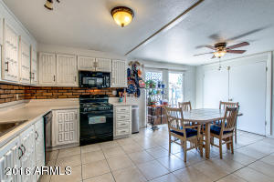 3649 Eugie Ave, Phoenix, AZ 85032 photo 15