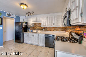 3649 Eugie Ave, Phoenix, AZ 85032 photo 12