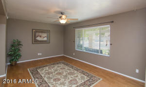 944 E Glencove St, Mesa, AZ 85203 photo 6