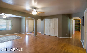 944 E Glencove St, Mesa, AZ 85203 photo 7