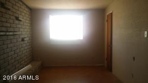 2215 E Lynne Ln, Phoenix, AZ 85042 photo 6