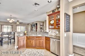 6943 S Ruby Dr, Chandler, AZ 85249 photo 4