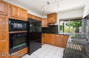 1201 Escondido Dr, Phoenix, AZ 85014 photo 8