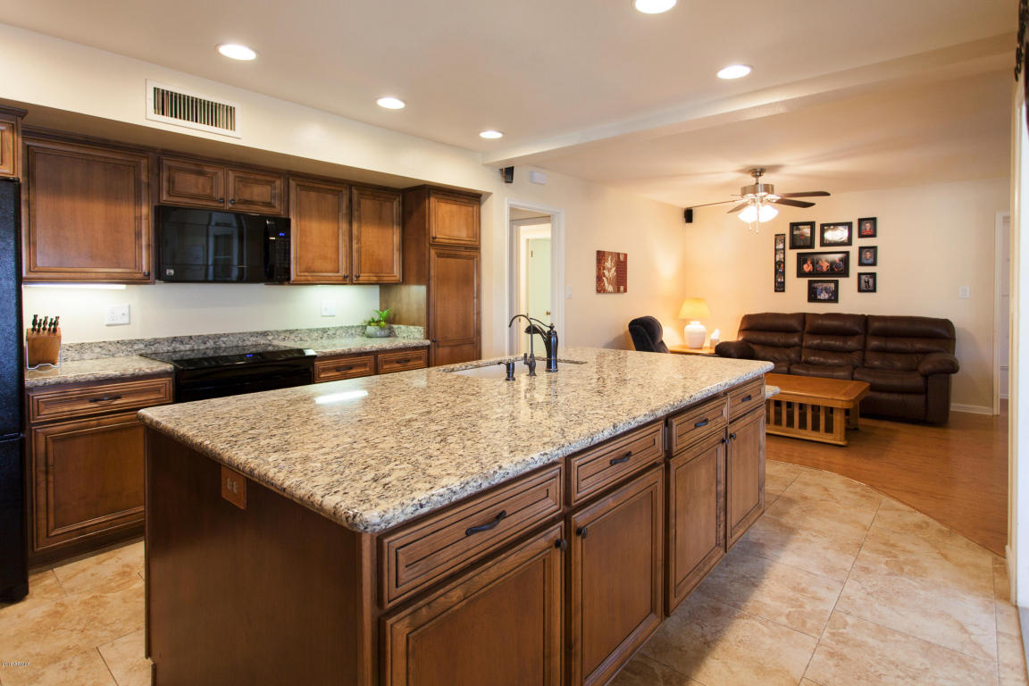 2067 E Laguna Dr, Tempe, AZ 85282 photo 14