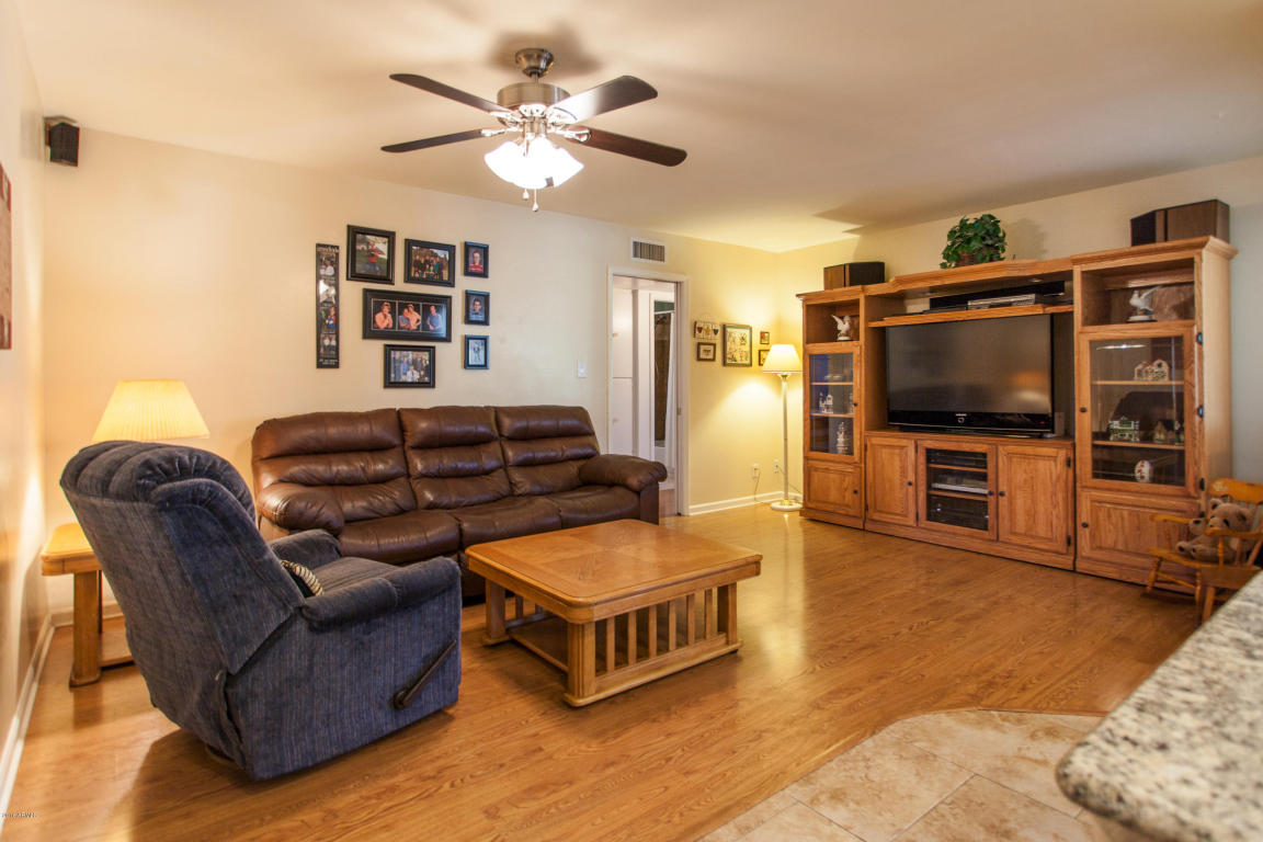 2067 E Laguna Dr, Tempe, AZ 85282 photo 18