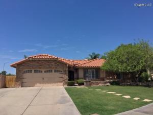 656 N Maple Cir, Mesa, AZ 85205 photo 1