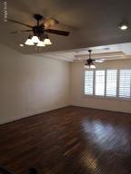 656 N Maple Cir, Mesa, AZ 85205 photo 4