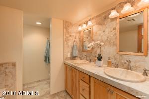 13 E Redondo Dr, Tempe, AZ 85282 photo 12