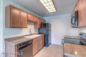 5525 E Thomas Rd #O3, Phoenix, AZ 85018 photo 9