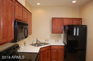 3221 N 37th St #21, Phoenix, AZ 85018 photo 6