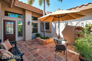 823 E Forest Hills Dr, Phoenix, AZ 85022 photo 2