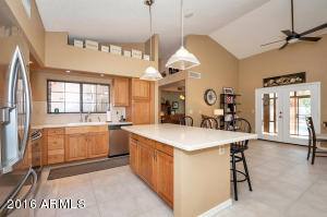 823 E Forest Hills Dr, Phoenix, AZ 85022 photo 13