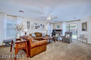 3669 E Ironhorse Rd, Gilbert, AZ 85297 photo 5