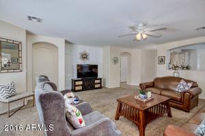 3669 E Ironhorse Rd, Gilbert, AZ 85297 photo 4