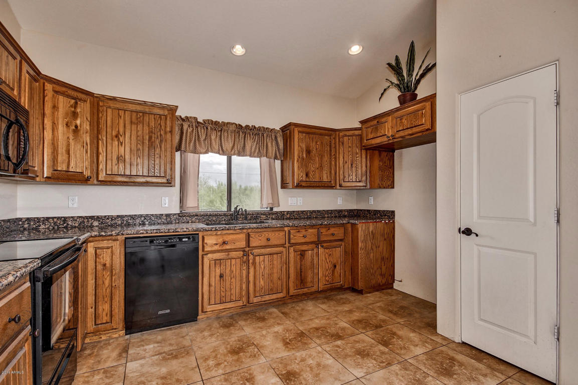 3175 E Broadway Ave, Apache Junction, AZ 85119 photo 4