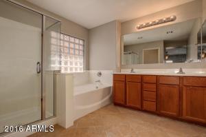 3843 E Santa Fe Ln, Gilbert, AZ 85297 photo 15