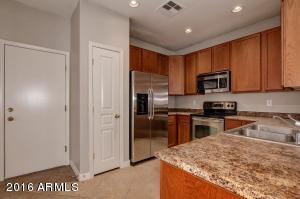 3843 E Santa Fe Ln, Gilbert, AZ 85297 photo 4
