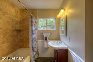 344 E Windsor Ave, Phoenix, AZ 85004 photo 16