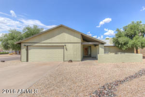 3416 E Cochise Dr, Phoenix, AZ 85028 photo 1
