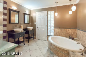 4264 E Mercer Ln, Phoenix, AZ 85028 photo 17