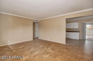 657 E Franklin Ave, Mesa, AZ 85204 photo 3
