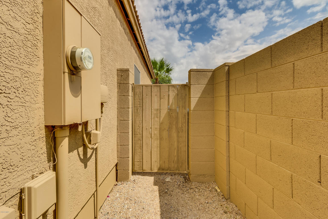 2328 E Behrend Dr, Phoenix, AZ 85024 photo 5