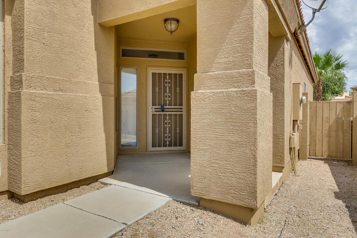 2328 E Behrend Dr, Phoenix, AZ 85024 photo 4