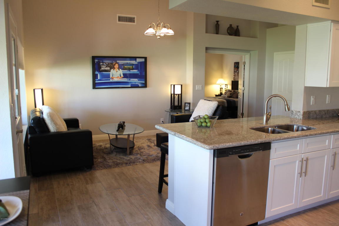 1 S Silverado St, Gilbert, AZ 85296 photo 2