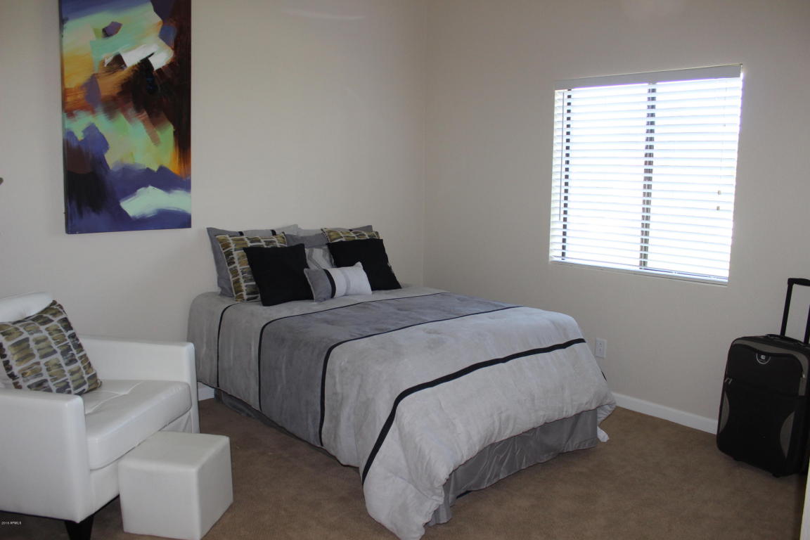 1 S Silverado St, Gilbert, AZ 85296 photo 14