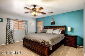 1002 E Gwen St, Phoenix, AZ 85042 photo 9