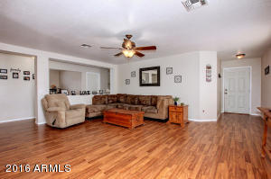 1002 E Gwen St, Phoenix, AZ 85042 photo 3