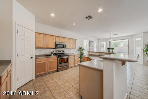 2533 W Apollo Rd, Phoenix, AZ 85041 photo 10