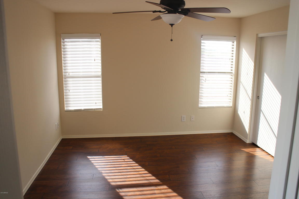 4739 E Abraham Ln, Phoenix, AZ 85050 photo 12