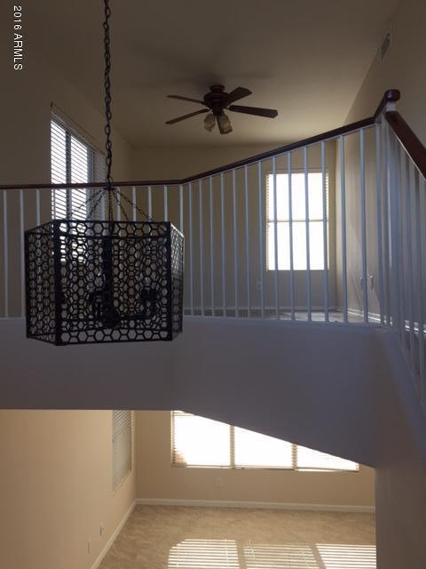 4739 E Abraham Ln, Phoenix, AZ 85050 photo 9