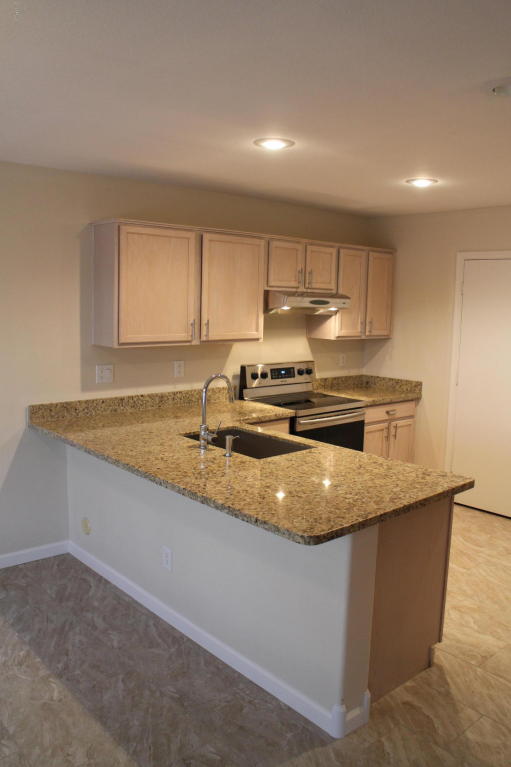 4739 E Abraham Ln, Phoenix, AZ 85050 photo 4