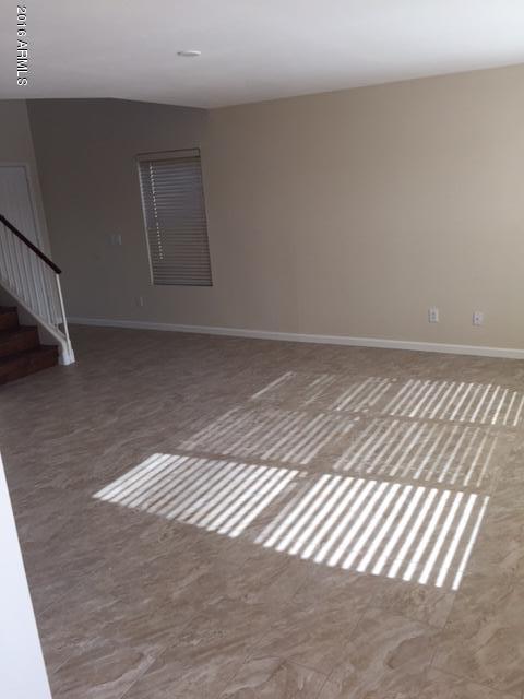 4739 E Abraham Ln, Phoenix, AZ 85050 photo 3